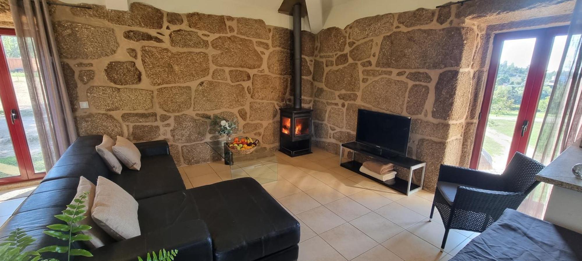 Quinta Da Adarnela Apartment Lagares da Beira Luaran gambar